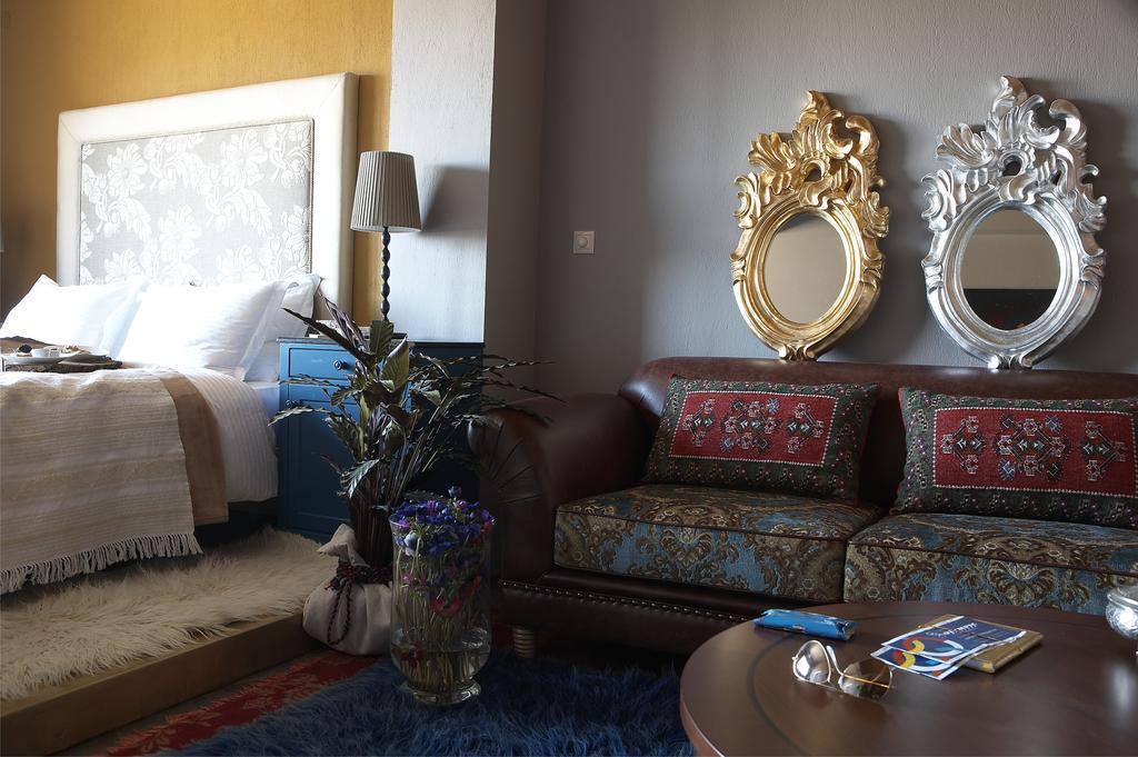 Art Hotel Mirtali Dodoni Bagian luar foto
